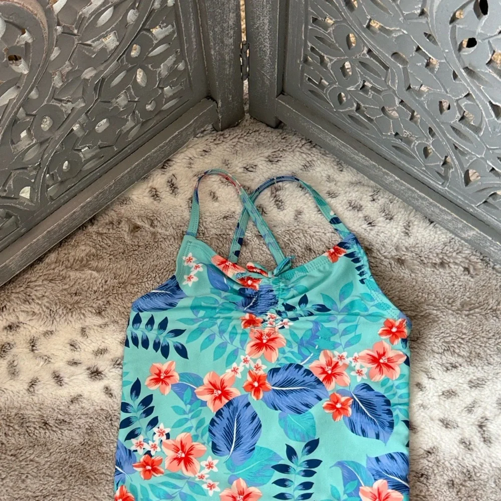 Children’s Place Hawaiian swimsuit girls small hibiscus tropical beach summer